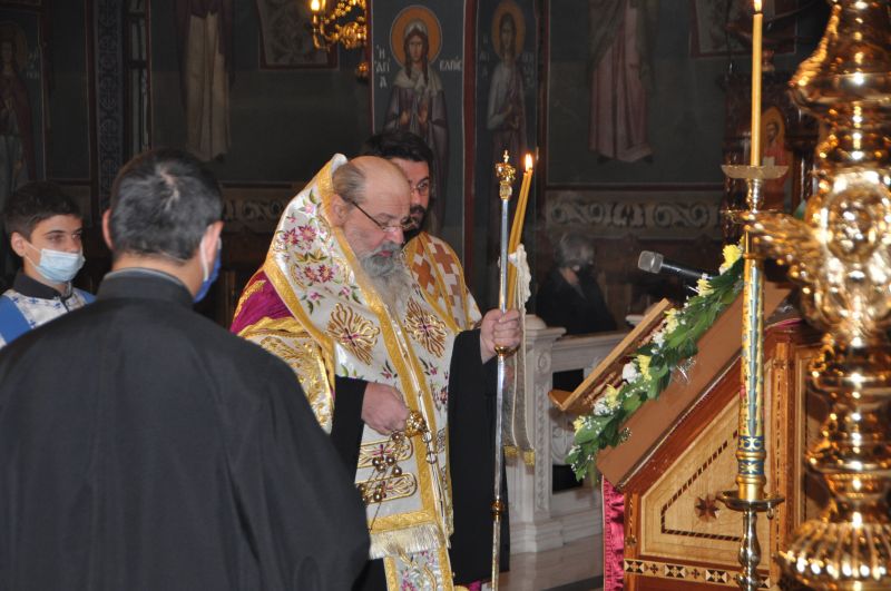 Οἱ Α΄ χαιρετισμοί στόν Ἱερό Μητροπολιτικό Ναό